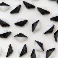 BLACK/WHITE OPAQUE
