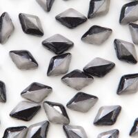 BLACK/WHITE OPAQUE GREY LUSTER