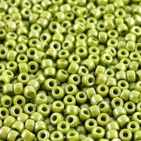 OPAQUE GREEN WHITE LUSTER
