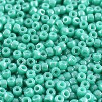 TURQUOISE GREEN WHITE LUSTER