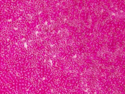 CRYSTAL PINK LINED WHITE LUSTER