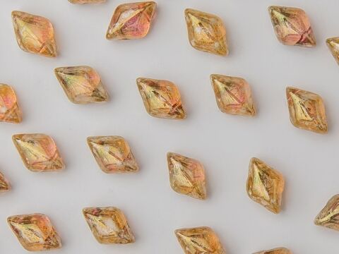 CRYSTAL GLEAM LILA GLAZE
