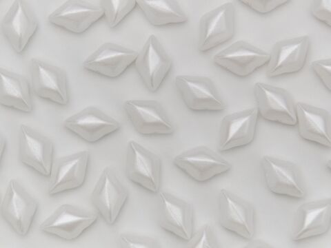 PASTEL SNOW WHITE