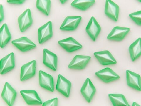 PASTEL LIGHT GREEN/CHRYSOLITE
