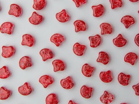CONFETTI SPLASH RED PINK
