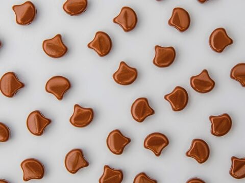OPAQUE CHOCOLATE