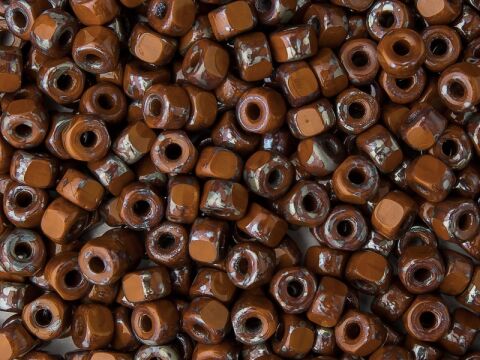 OPAQUE CHOCOLATE PICASSO