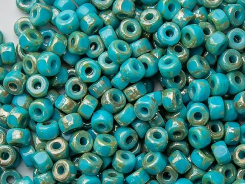 TURQUOISE BLUE PICASSO