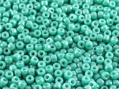 TURQUOISE GREEN WHITE LUSTER