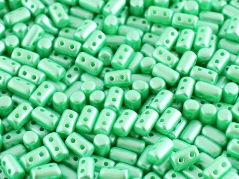 PASTEL LIGHT GREEN/CHRYSOLITE